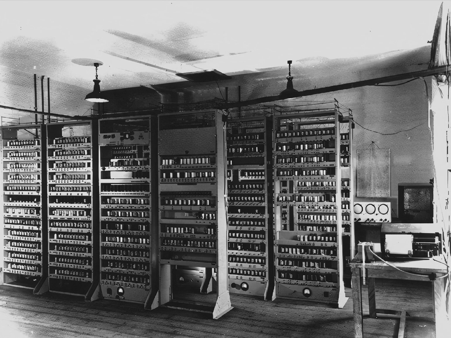 Первая электронно вычислительная машина была создана. Эдсак 1949. ЭВМ Эдсак. Первая ЭВМ машина EDSAC. EDSAC 1952.